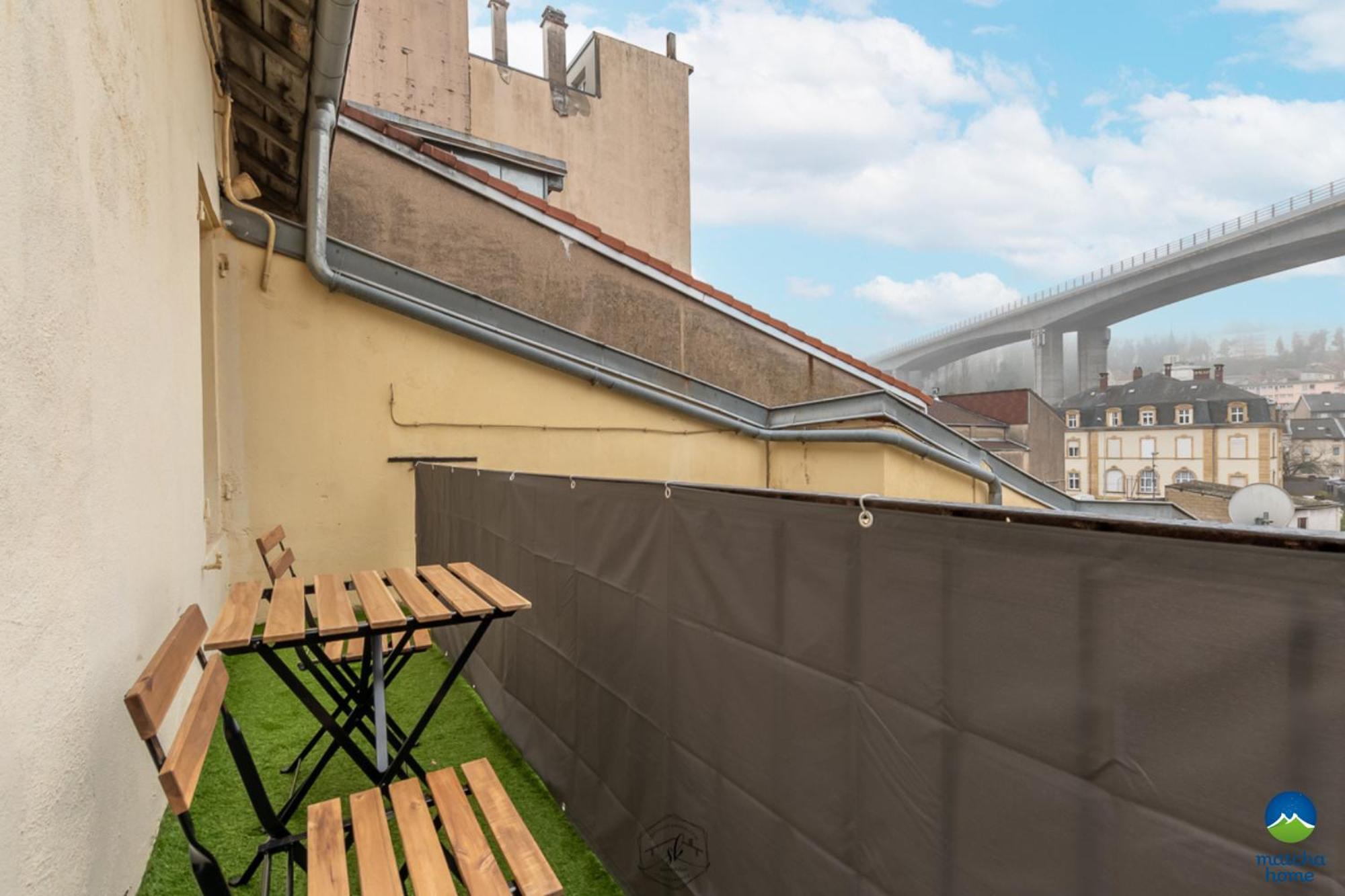 Studio & Appts - 1 A 4 Lits, 1 To 4 Beds - 1 A 7 Pers, 1 To 7 Pax - Confort, Flexibilite Hayange Экстерьер фото